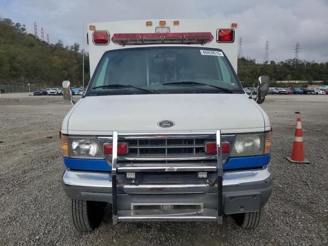 1999 Ford Econoline E450 Super Duty Cutaway Van RV