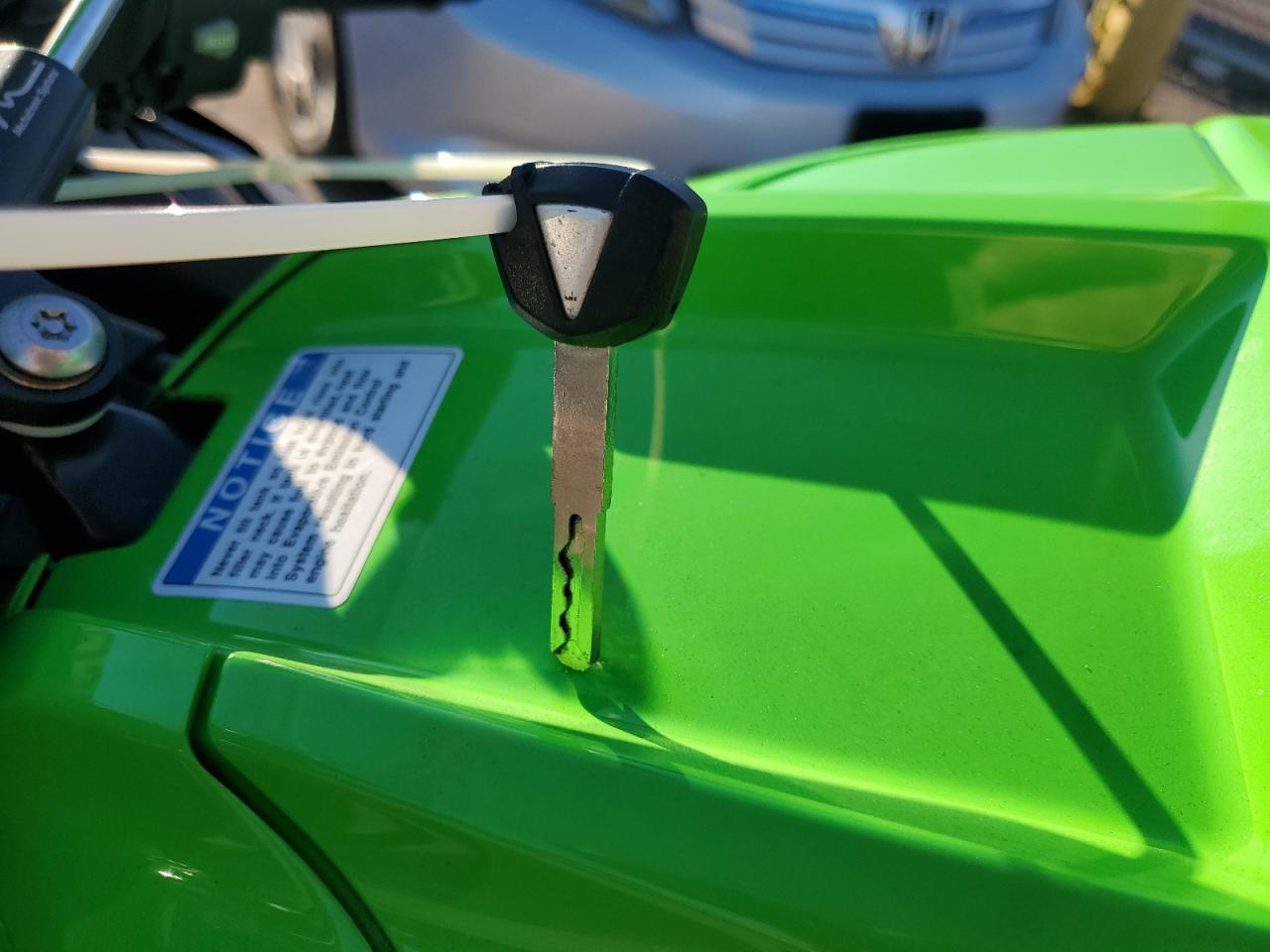 2021 Kawasaki ZX1002 M