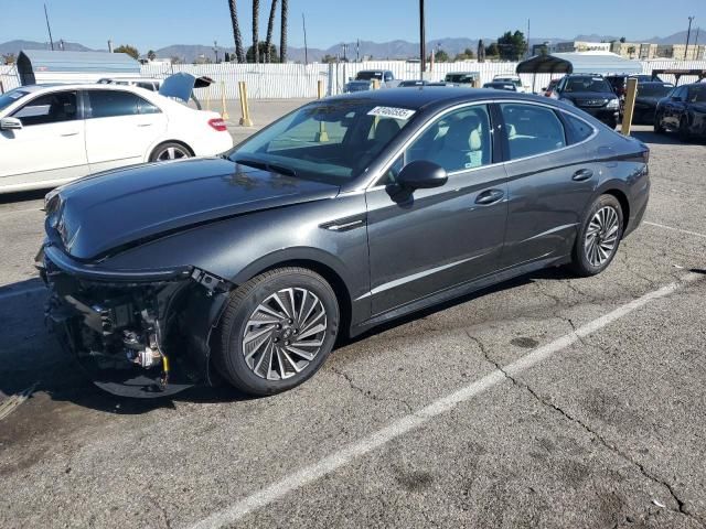2025 Hyundai Sonata Hybrid