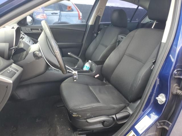 2013 Mazda 3 I