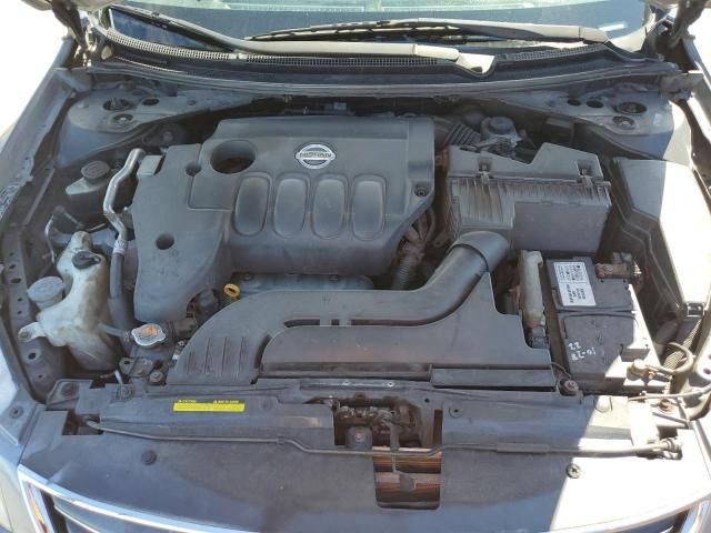 2011 Nissan Altima Base