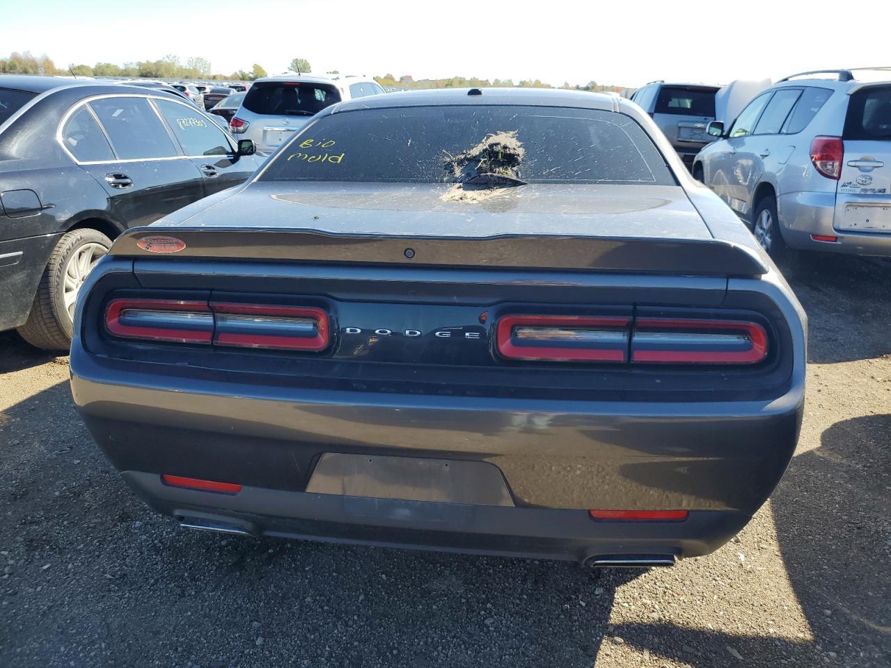 2018 Dodge Challenger sxt