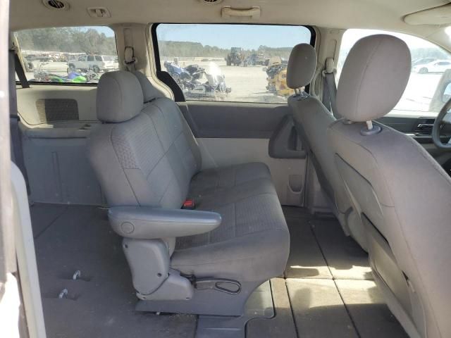 2008 Chrysler Town & Country LX