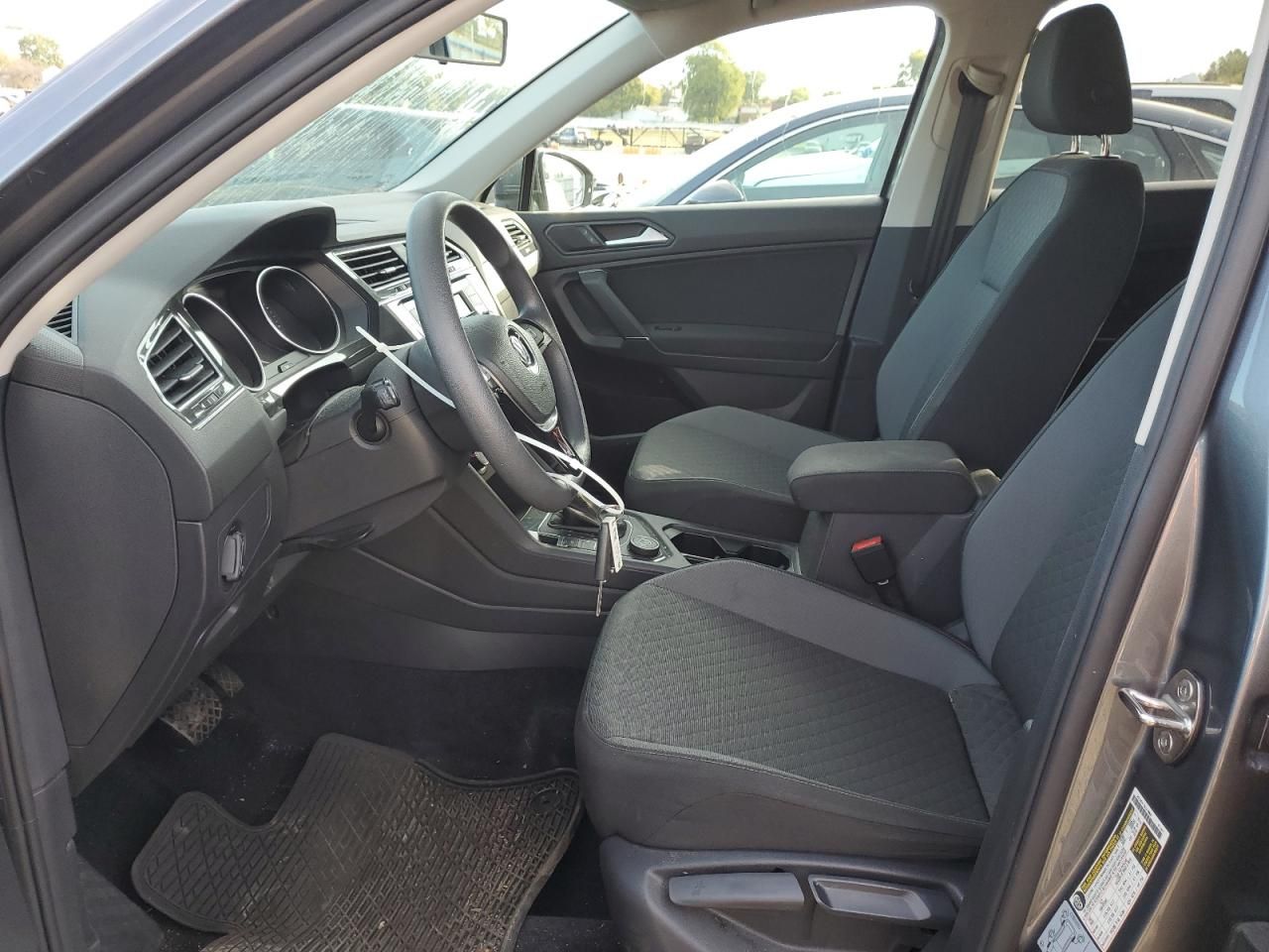 2020 Volkswagen Tiguan s