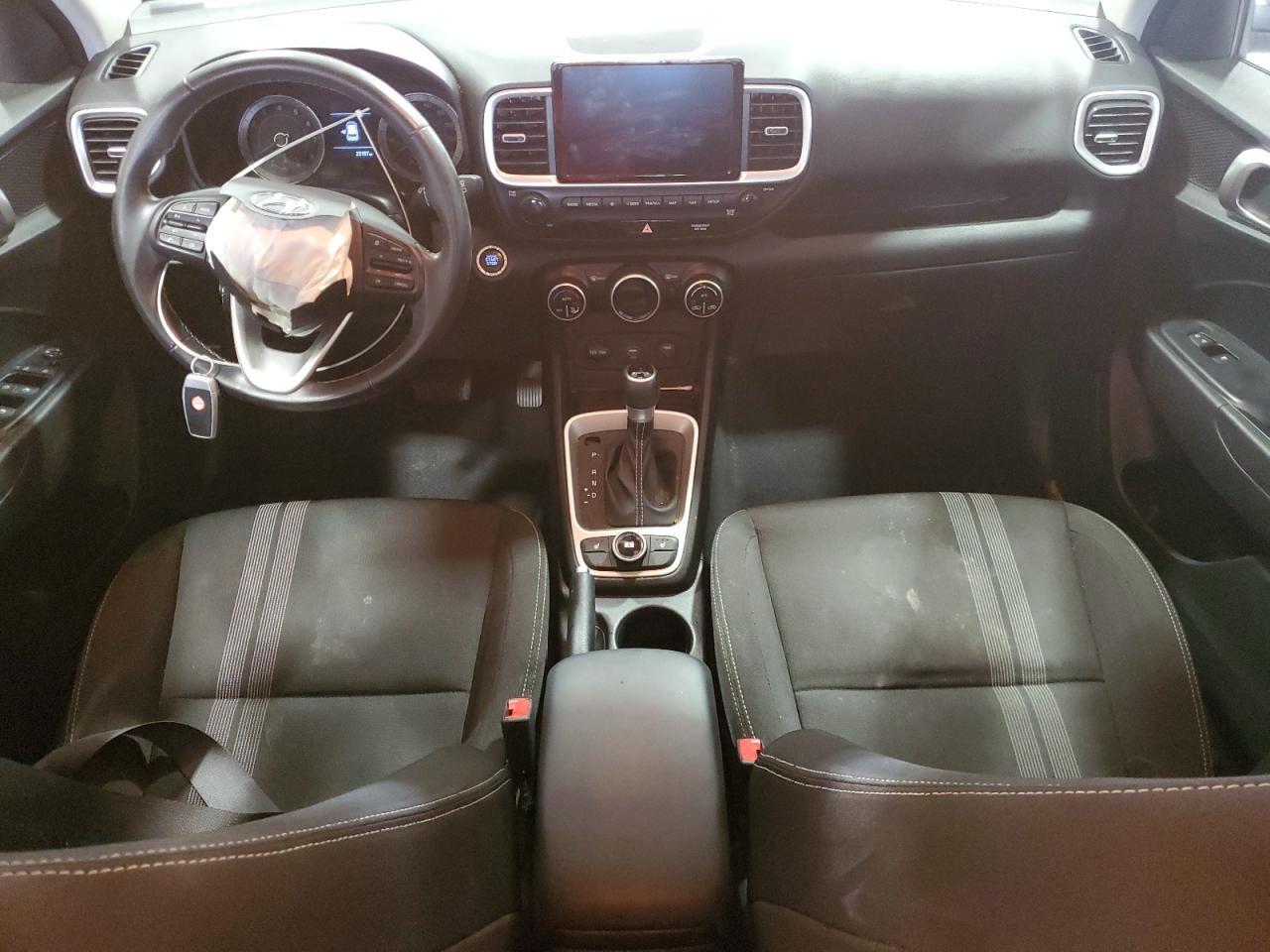 2021 Hyundai Venue sel