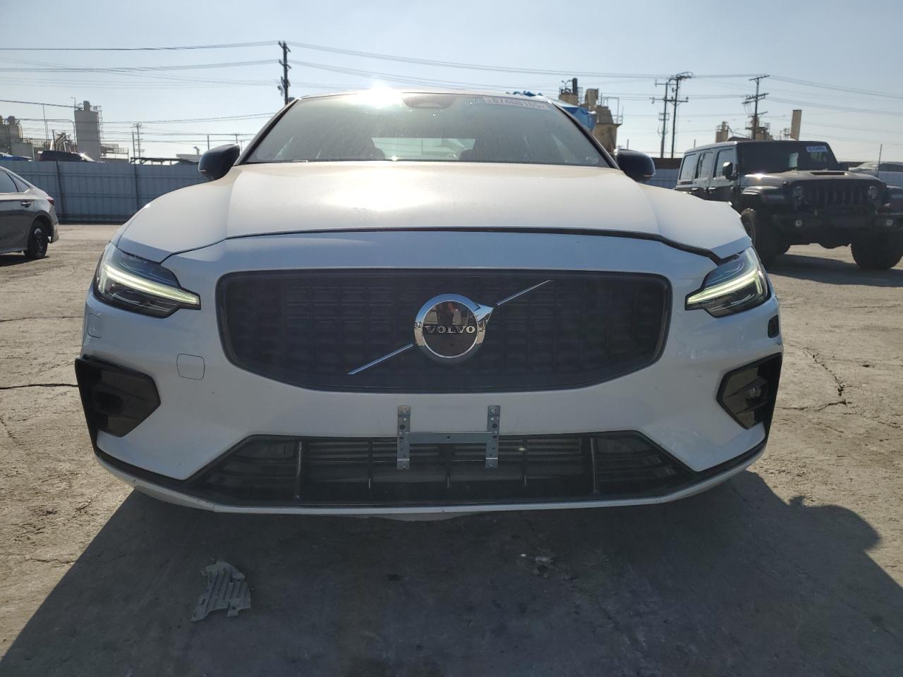 2024 Volvo S60 Plus