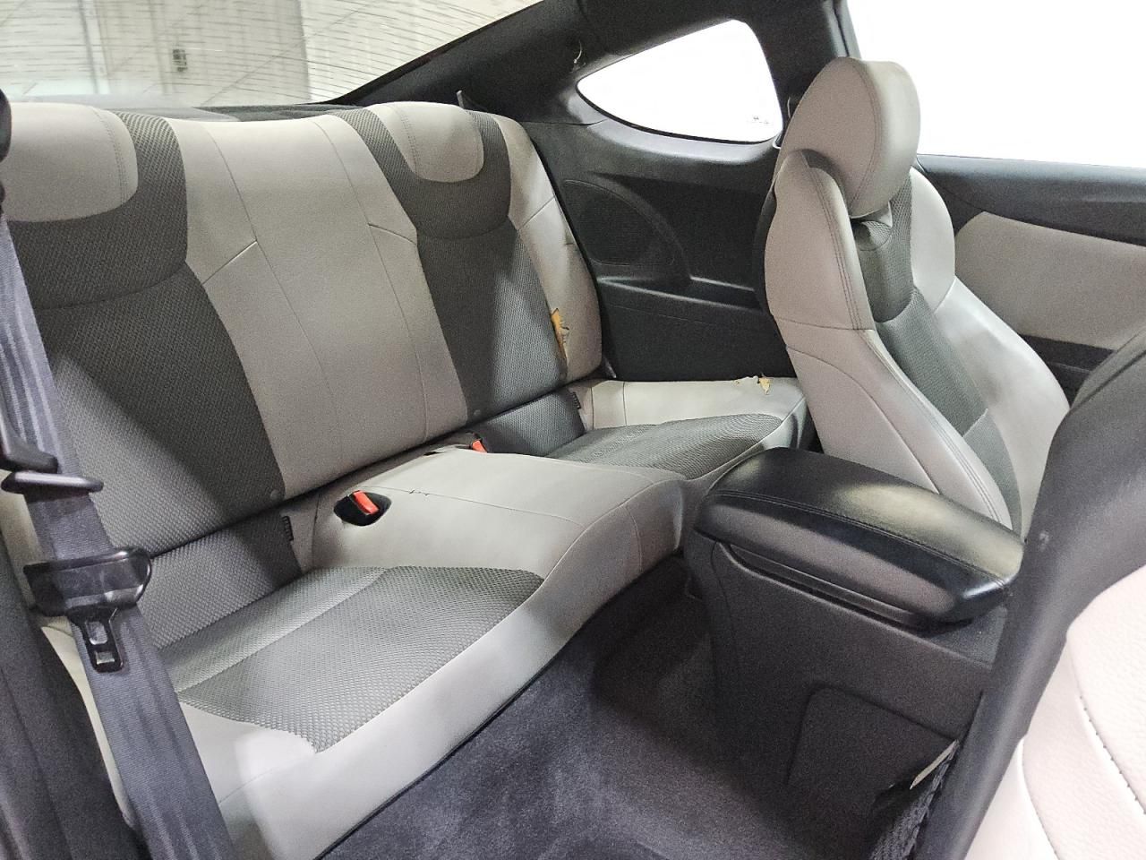 2013 Hyundai Genesis Coupe 2.0t