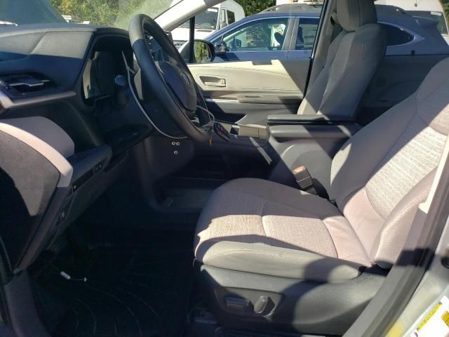 2023 Toyota Sienna LE