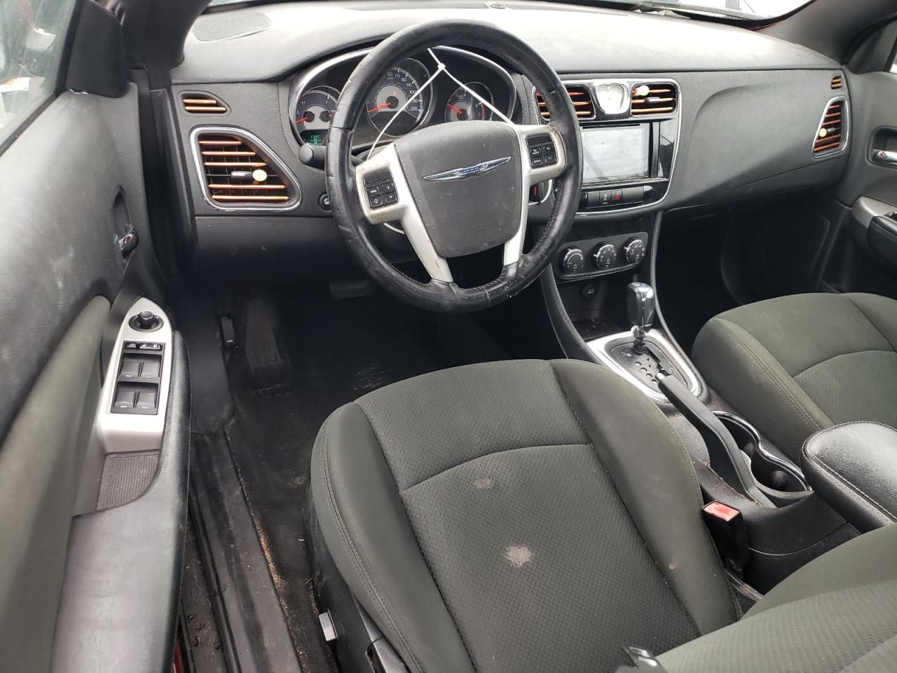 2012 Chrysler 200 Touring