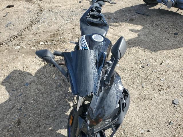 2016 Yamaha YZFR3