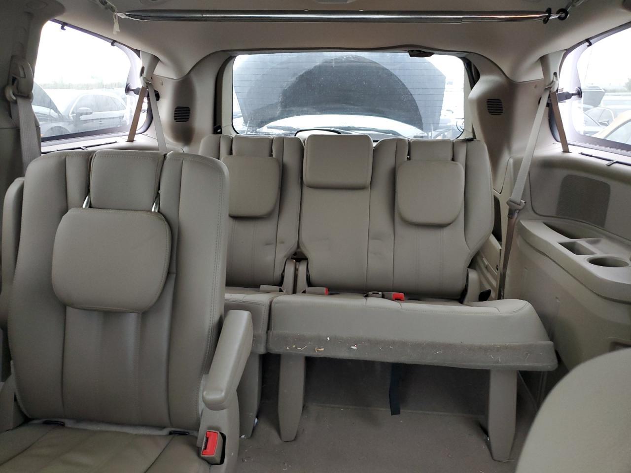 2015 Chrysler Town & Country Touring
