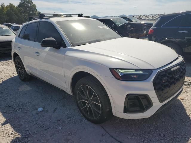 2022 Audi SQ5 Premium Plus