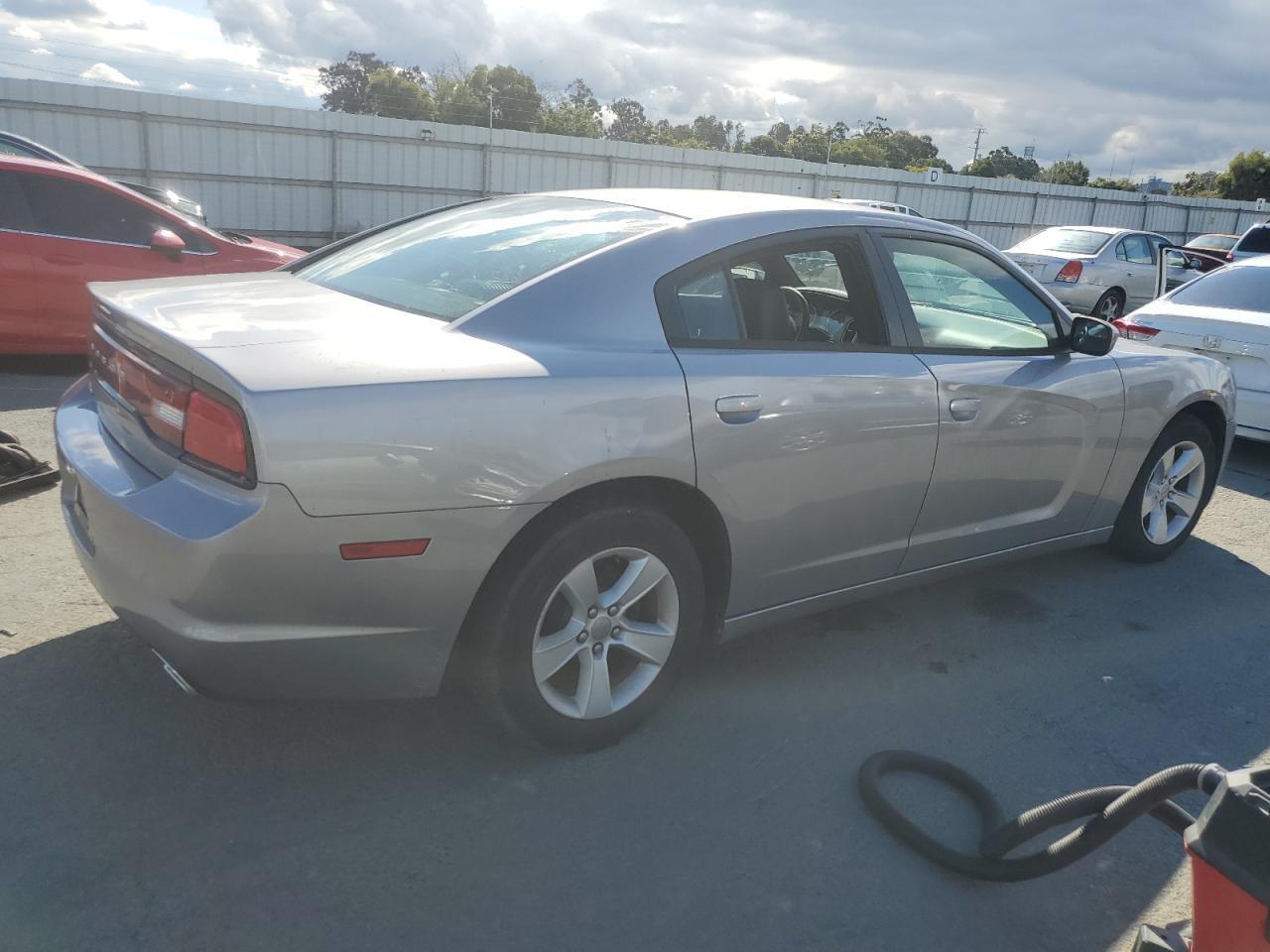 2014 Dodge Charger se
