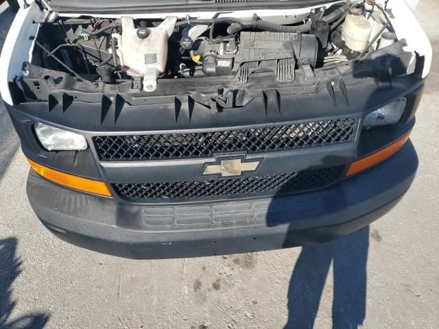 2016 Chevrolet Express G2500