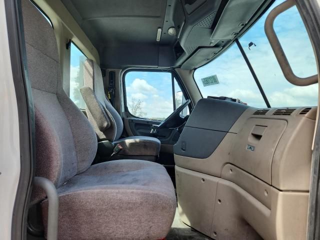 2018 Freightliner Cascadia 125 Semi Truck