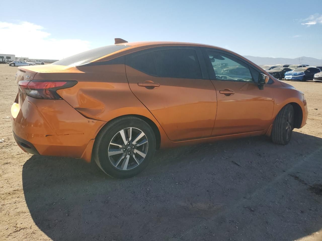 2020 Nissan Versa sv