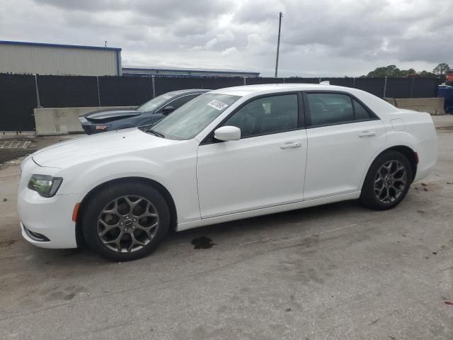 2016 Chry Sler 300 S