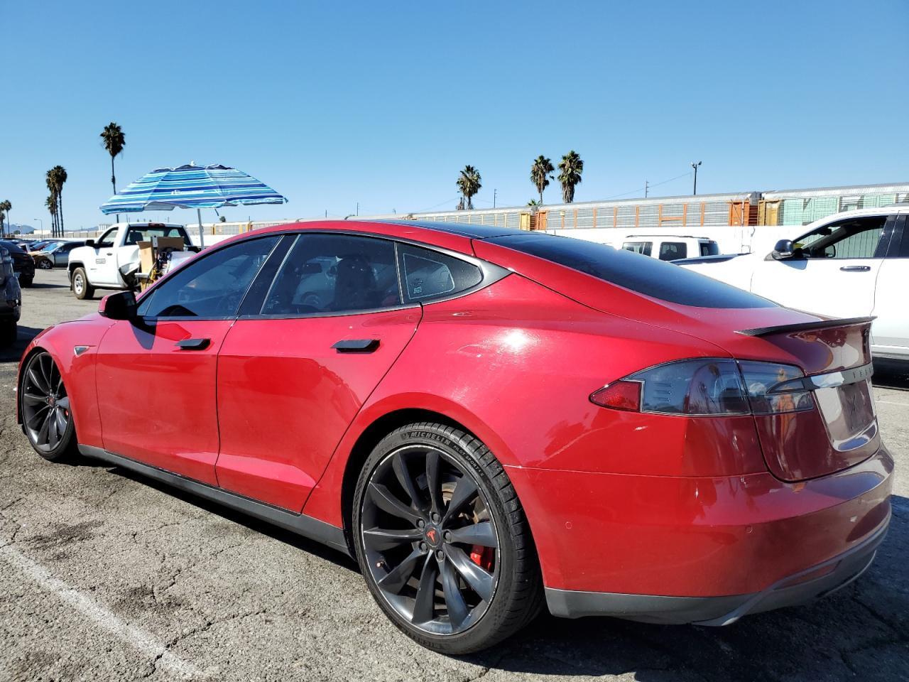 2015 Tesla Model s 85D