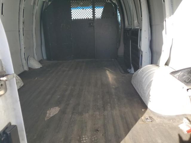 2016 Chevrolet Express G2500