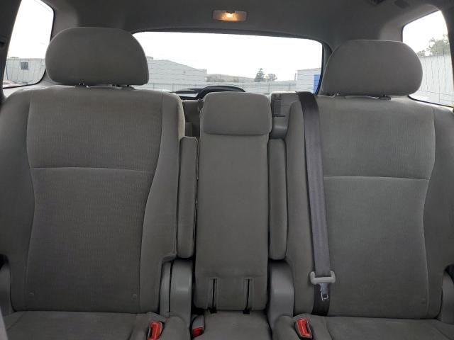 2013 Toyota Highlander Base