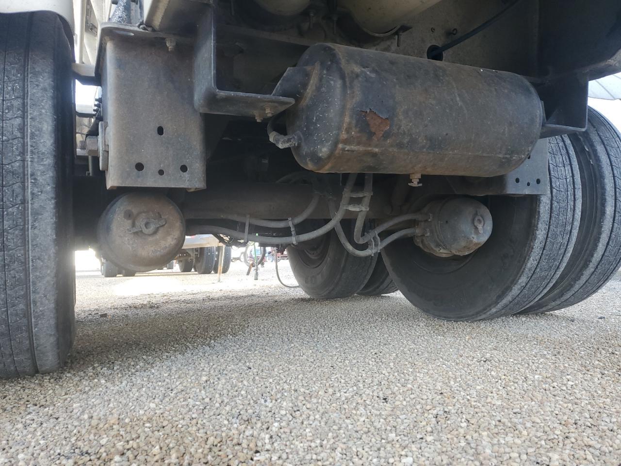 1998 Walker Tank Trailer
