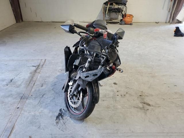 2010 Kawasaki EX250 J