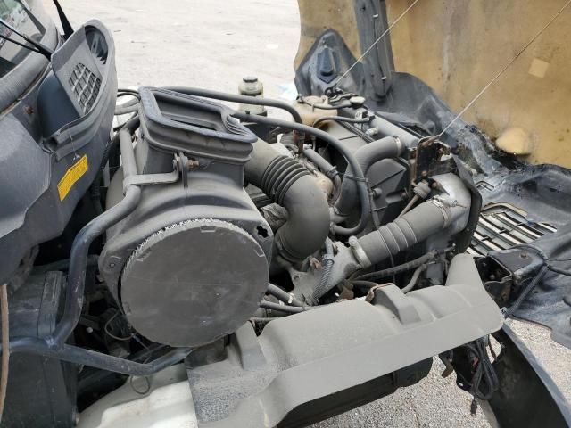 2007 Hino 258 268