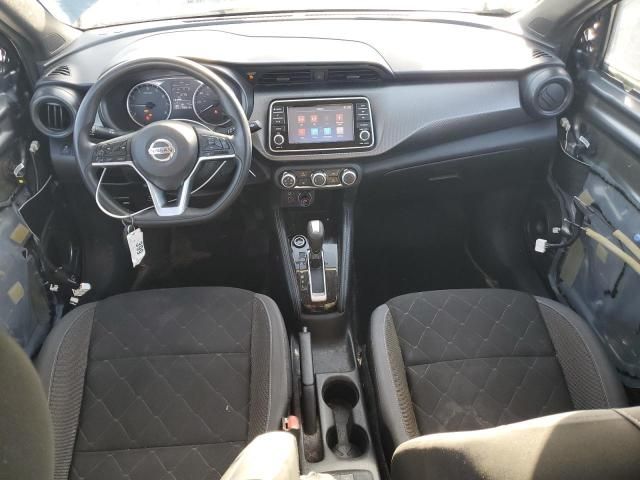 2019 Nissan Kicks S