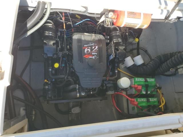 2004 Monterey Boat-Boat