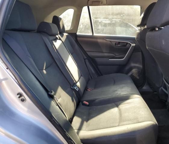 2019 Toyota Rav4 LE