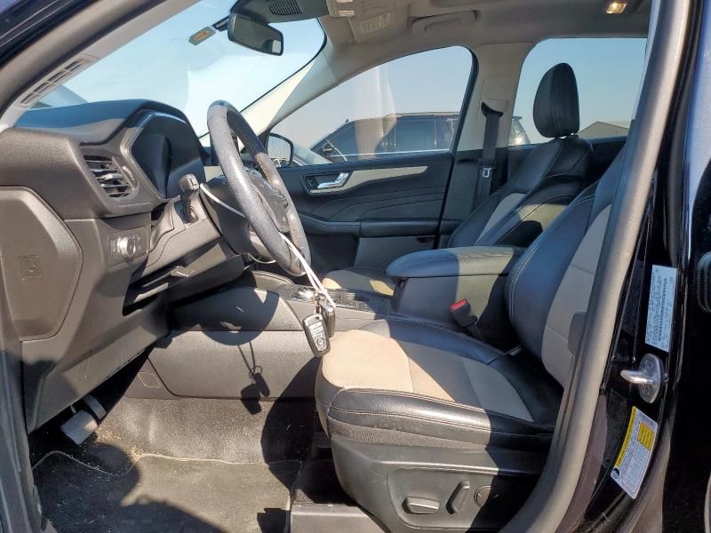 2021 Ford Escape Titanium