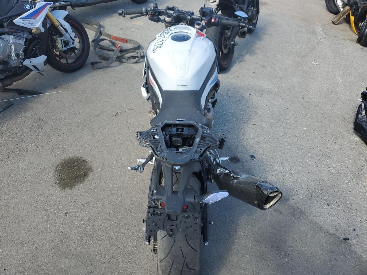 2024 BMW S 1000 R