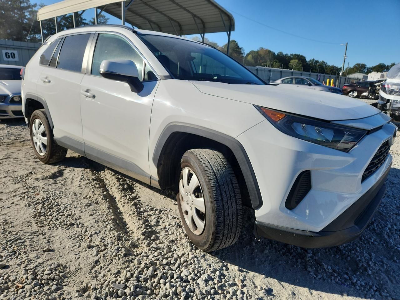 2020 Toyota Rav4 le