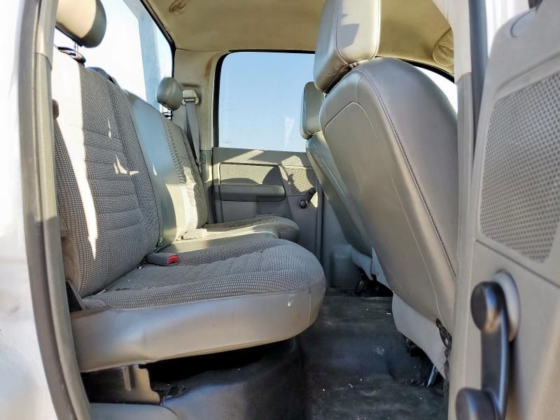 2007 Dodge RAM 2500 ST