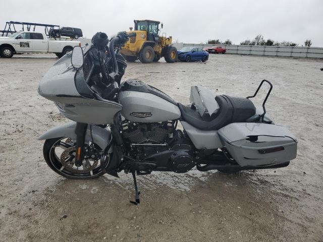 2025 Harley-Davidson FLT