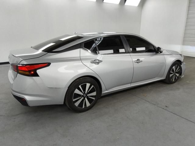 2022 Nissan Altima sv