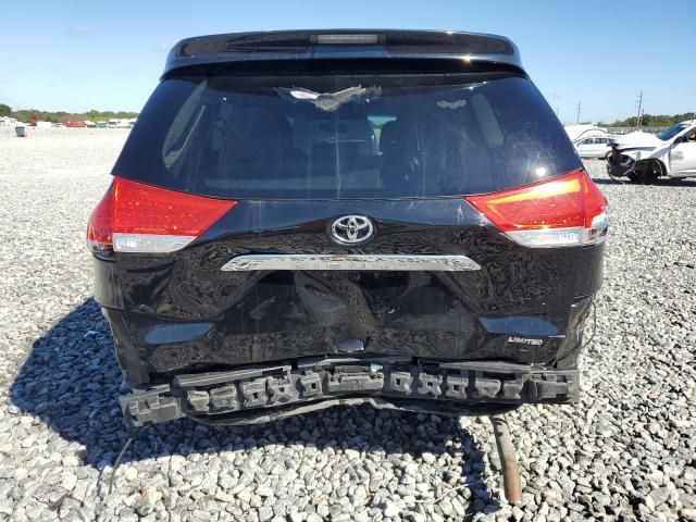 2011 Toyota Sienna XLE