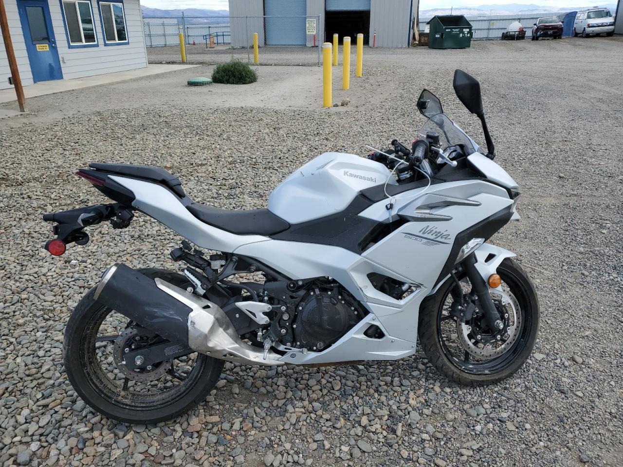 2025 Kawasaki EX500 H