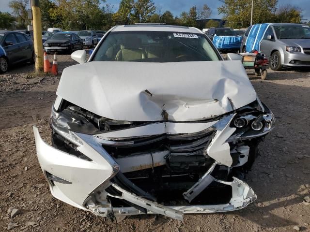 2016 Lexus ES 300H