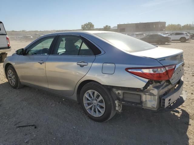 2015 Toyota Camry le