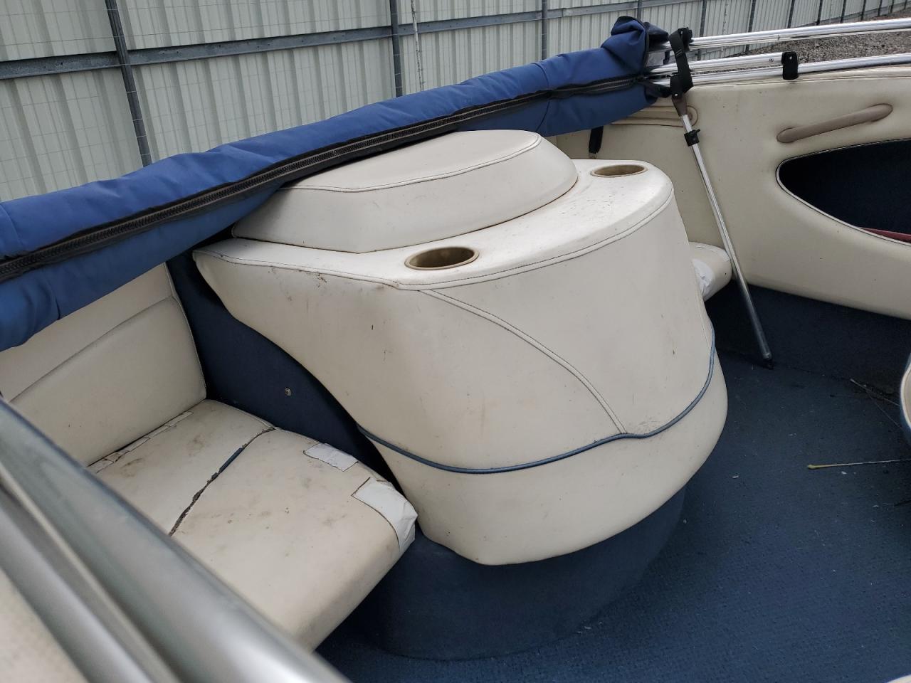 2001 Bayliner Boat