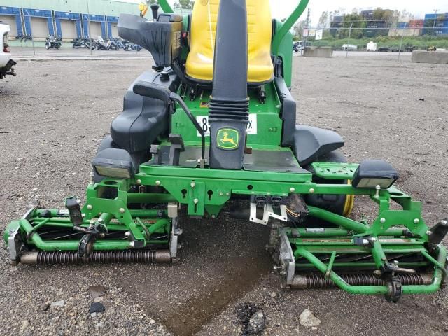 2017 John Deere 2500E Greens Mower