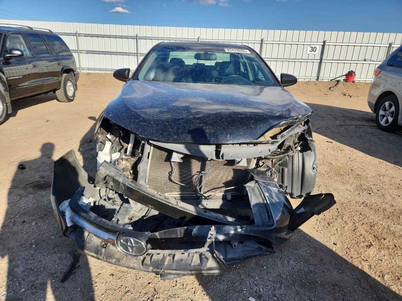 2016 Toyota Camry le