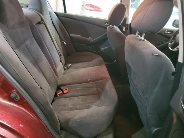 2011 Nissan Altima Base