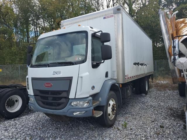 2017 Peterbilt 220