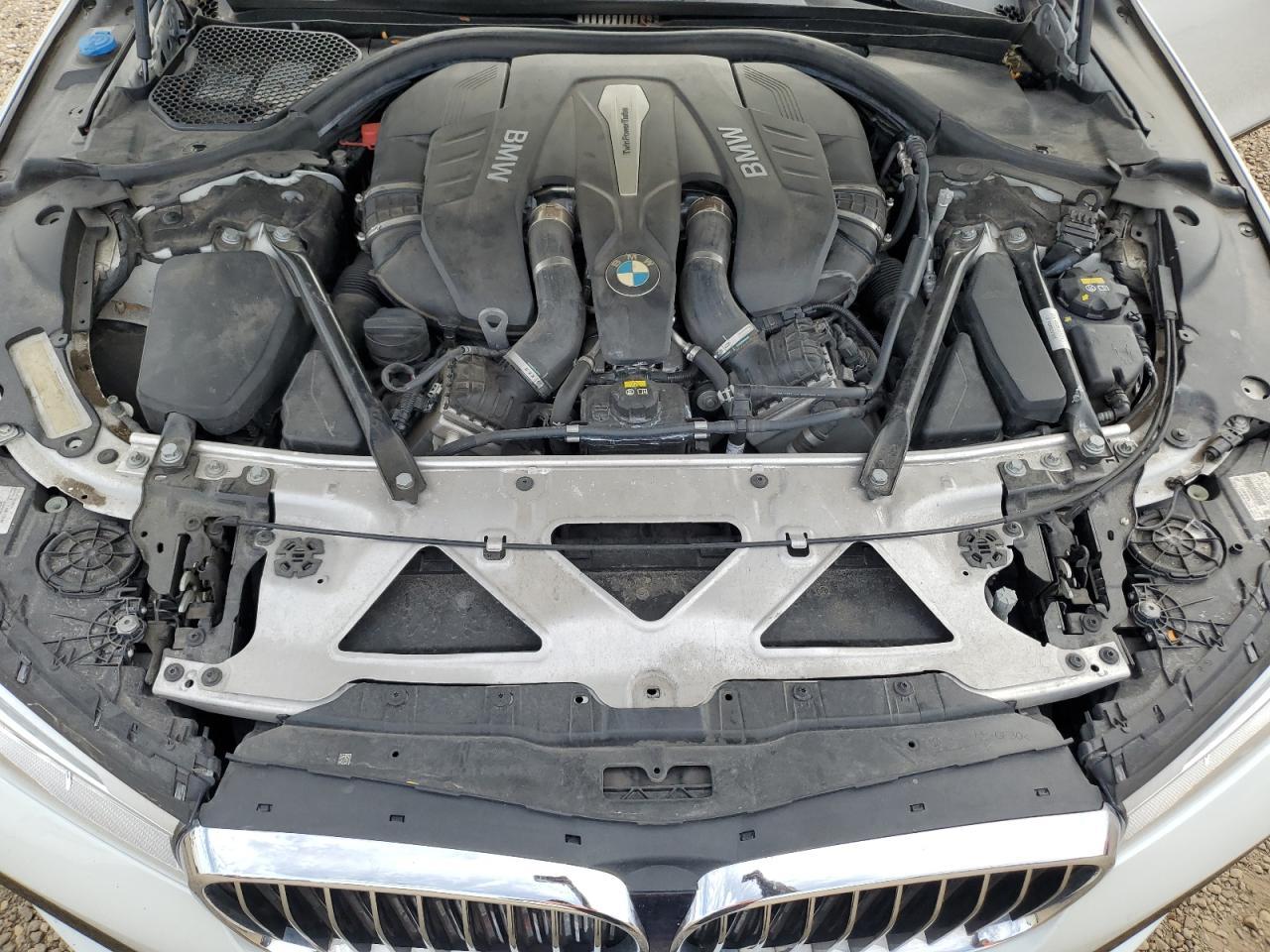 2018 BMW 750 xi