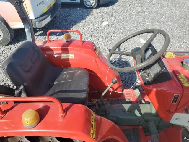 2003 Yanmar YM2000B Tractor