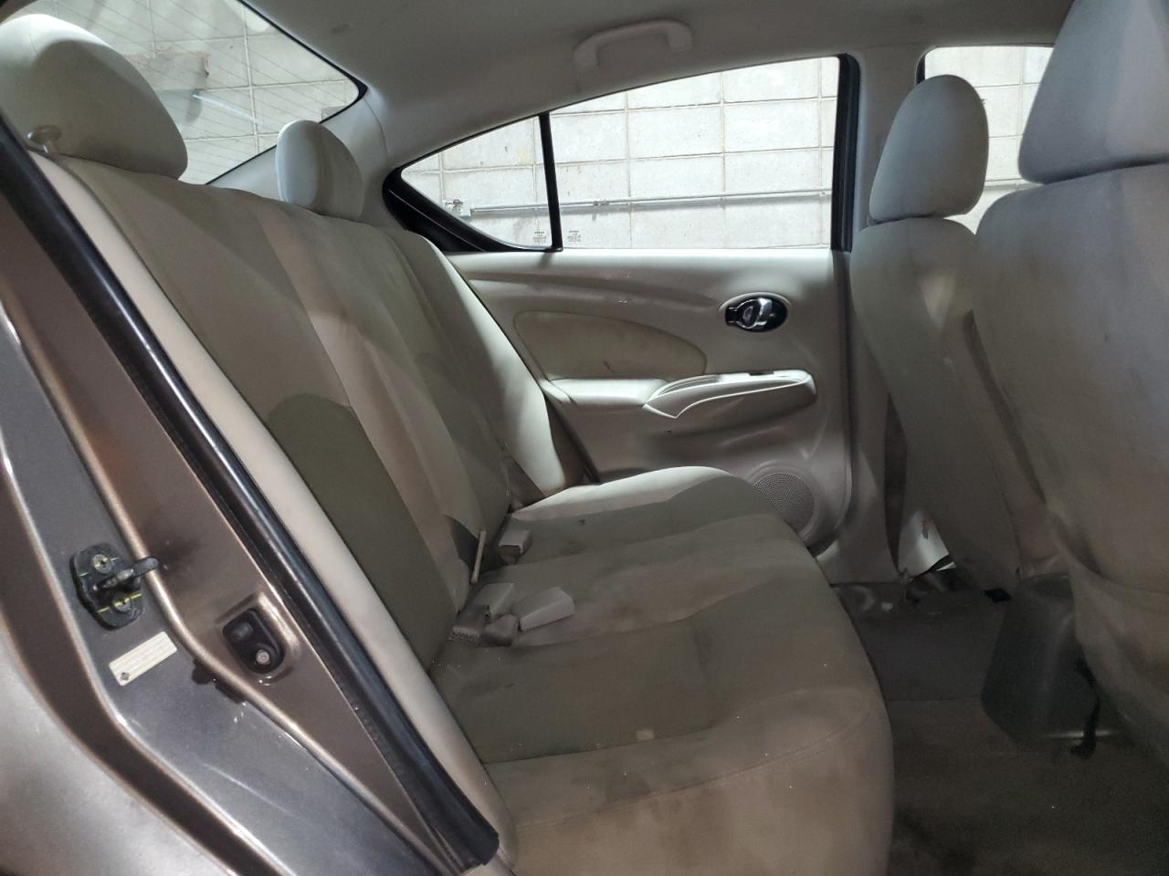 2016 Niss Versa 1.6 sv