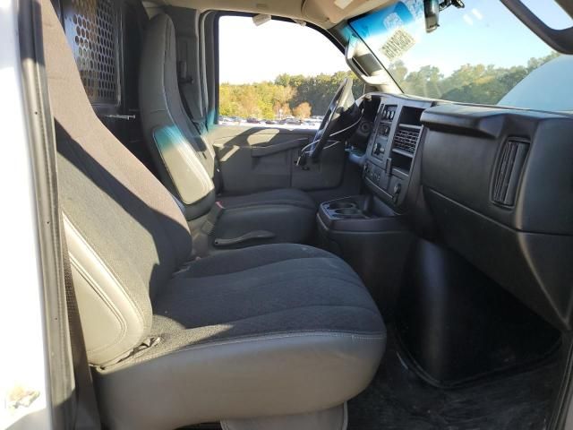 2020 Chevrolet Express G2500