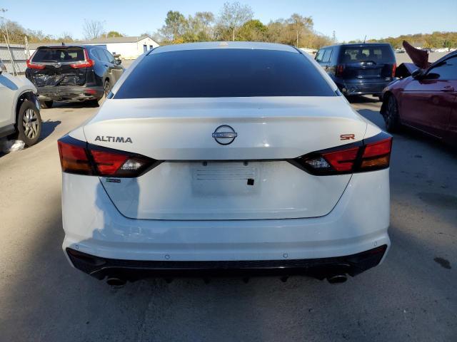 2023 Nissan Altima sr